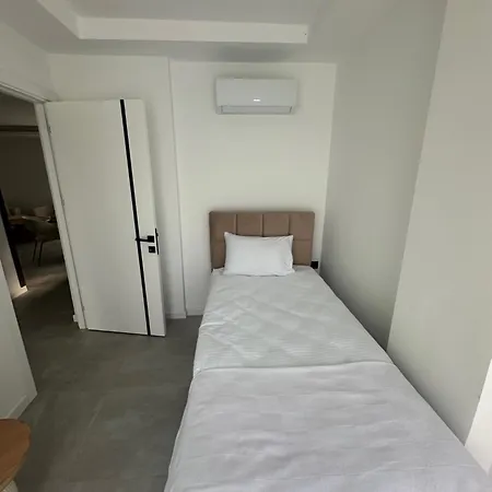 Charmante, Moderne 10 Minuten Fussweg Zum Strand! 아파트 시데
